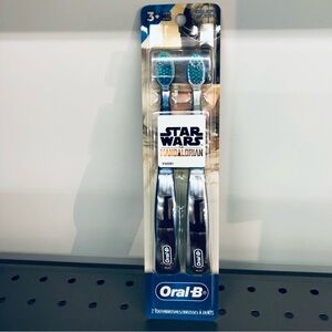 🎈$6🎈NEW Oral-B DISNEY Star Wars Mandalorian Toothbrushes Extra Soft 2 Brushes